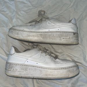 Women’s Air Force 1’s